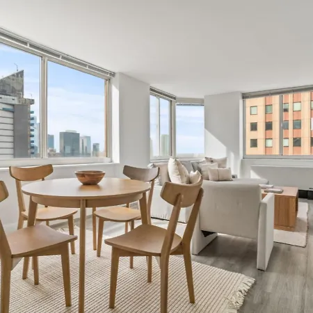 Manhattan Luxury Apartment 8